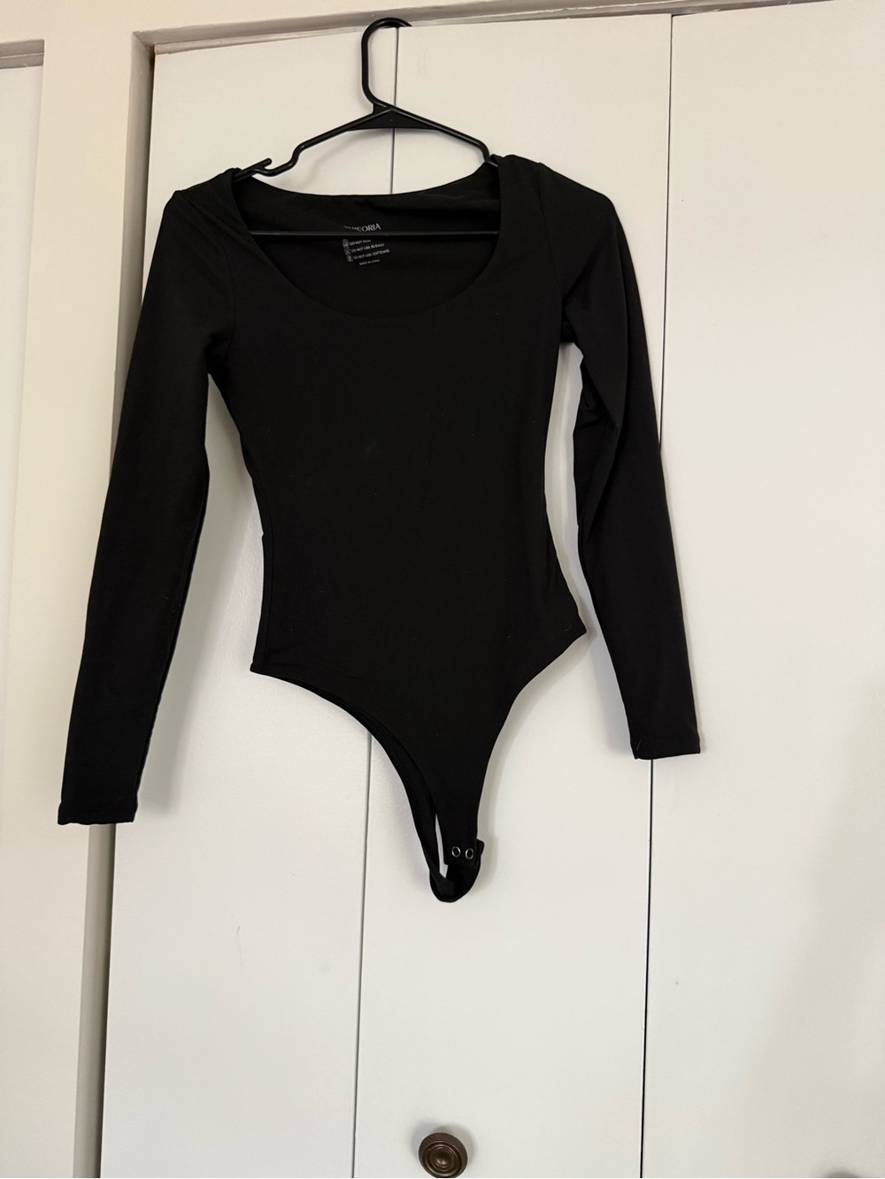 ReoRia Black Long-Sleeve One-Piece Bodysuit